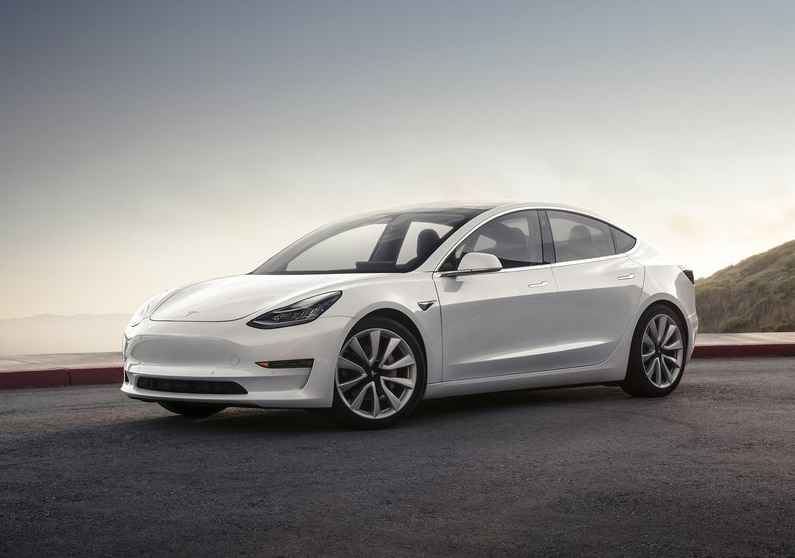 Новые автомобили Tesla Model 3